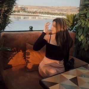 Meet your Posher, Ayan